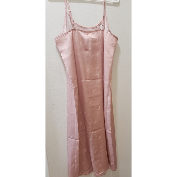 Women's size small long pink nightgown by Cost Plus World Market. NWT - Picture 2 of 3